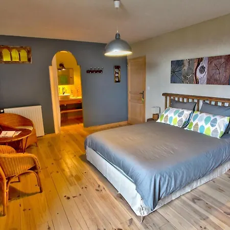 La Ferme De Madelonnet Bed & Breakfast *