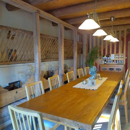 ベッド・アンド・ブレックファスト La Ferme De Madelonnet Saint-Jeures